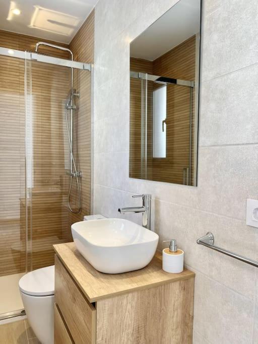 Moderno Con Terraza En La Azotea Appartement Roses